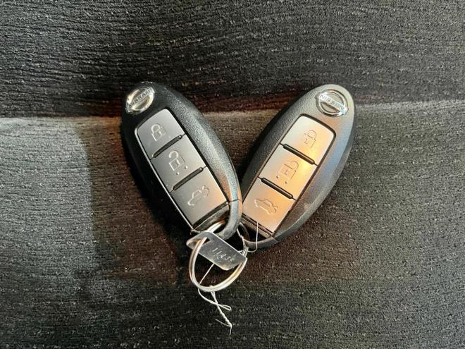 ティアナ250XE FOUR 4WD 5年保証 スマキー ナビ Bカメ ETC 寒冷地仕様 禁煙 車検整備2年付 修復歴無