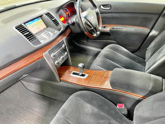 ティアナ 250XE FOUR 4WD 5年保証 スマキー ナビ Bカメ 夏冬タイヤ ETC 寒冷地仕様 禁煙 修復歴無