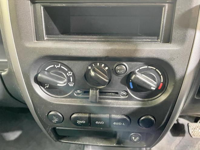 ジムニー660XC 4WD 5年保証 下廻防錆 寒冷地 禁煙 修復歴無