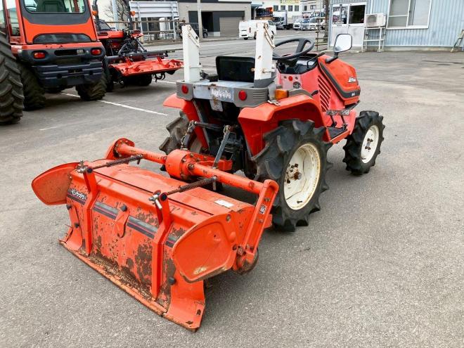 トラクタークボタ　中古　A-14