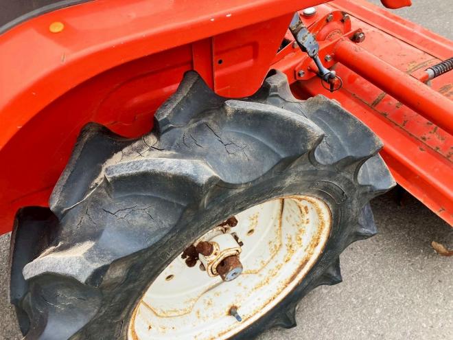 トラクタークボタ　中古　A-14