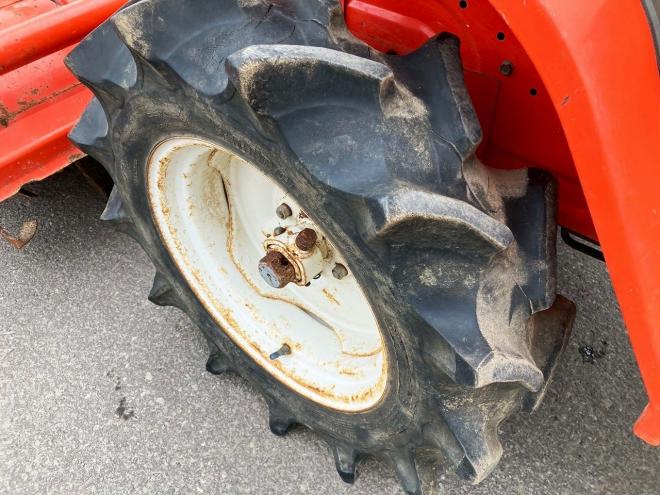 トラクタークボタ　中古　A-14