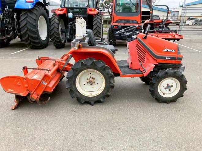 トラクタークボタ　中古　A-14