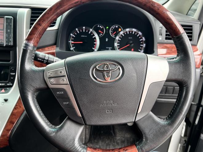 ヴェルファイア2.4Zプラチナセレクション 4WD　ローンが不安な方＜優遇ローン＞1年保証　本州仕入 両側パワスラ　後席モニター 4WD 2400 5Dr