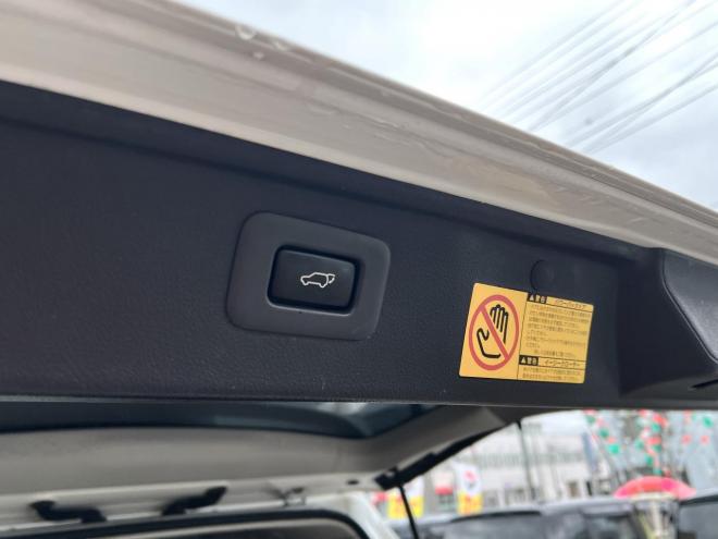 ヴェルファイア2.4Zプラチナセレクション 4WD　ローンが不安な方＜優遇ローン＞1年保証　本州仕入 両側パワスラ　後席モニター 4WD 2400 5Dr