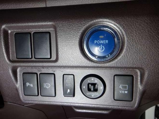 SAI2.4 G　ナビ・TV・B/T・Bカメラ・LEDヘッドライト 2WD 2400