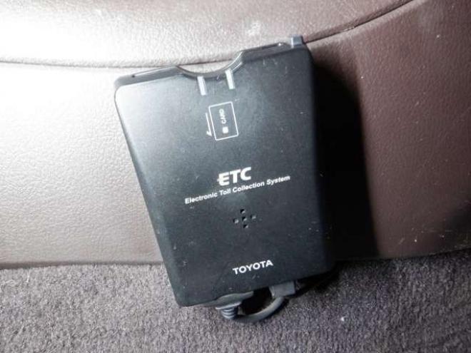 SAI2.4 G　ナビ・TV・B/T・Bカメラ・LEDヘッドライト 2WD 2400
