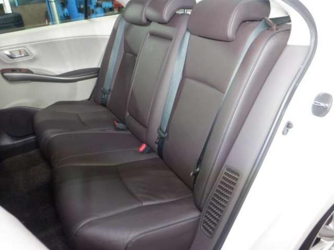 SAI2.4 G　ナビ・TV・B/T・Bカメラ・LEDヘッドライト 2WD 2400