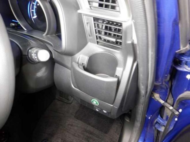 フィット1.5 ハイブリッド Fパッケージ 4WD　ナビ・TV・Bluetooth・LEDヘッドライト・ 1500