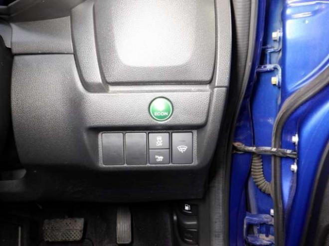 フィット1.5 ハイブリッド Fパッケージ 4WD　ナビ・TV・Bluetooth・LEDヘッドライト・ 1500