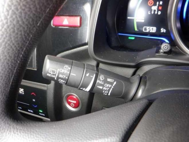 フィット1.5 ハイブリッド Fパッケージ 4WD　ナビ・TV・Bluetooth・LEDヘッドライト・ 1500