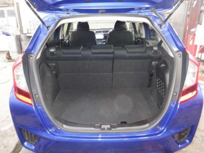フィット1.5 ハイブリッド Fパッケージ 4WD　ナビ・TV・Bluetooth・LEDヘッドライト・ 1500