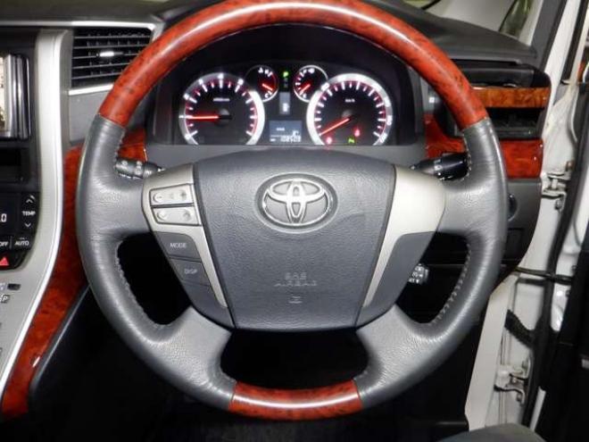 ヴェルファイア2.4 Z プラチナセレクションII 4WD　ナビ・TV・Bカメラ・両側パワスラ・ETC 2400