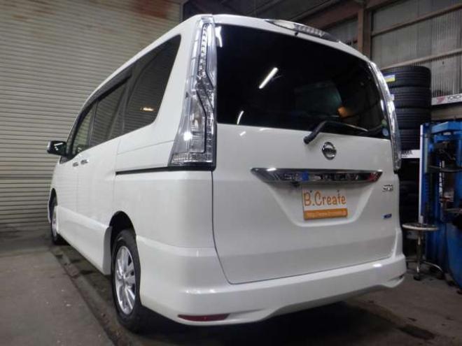 セレナ2.0 ハイウェイスター 4WD　本州仕入・ナビ・TV・Bカメラ・パワスラ 2000