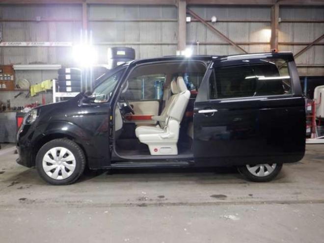 ポルテ1.5 F 4WD　ナビ・B/T・Bカメラ・パワスラ・エンスタ 1500