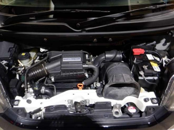 N-BOXカスタムG ターボAパッケージ 2トーンカラースタイル 4WD　ナビ・TV・B/T・Bカメラ・両側パワスラ・ 660