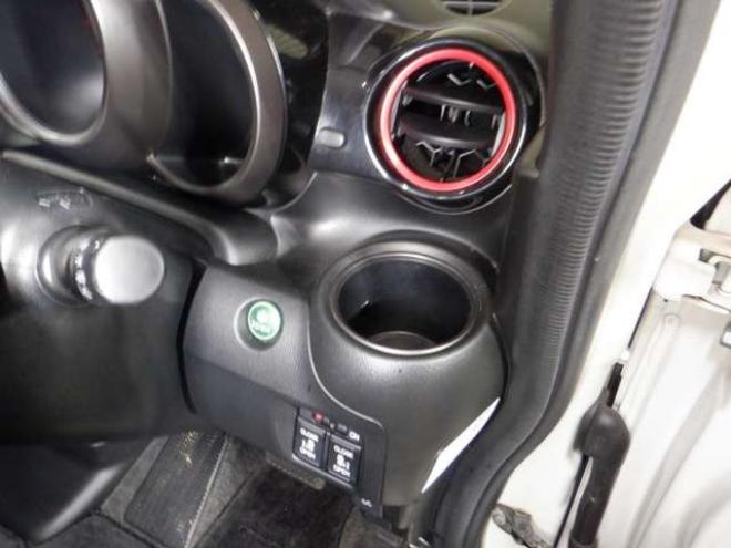N-BOXカスタムG ターボAパッケージ 2トーンカラースタイル 4WD　ナビ・TV・B/T・Bカメラ・両側パワスラ・ 660