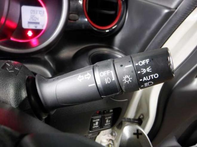 N-BOXカスタムG ターボAパッケージ 2トーンカラースタイル 4WD　ナビ・TV・B/T・Bカメラ・両側パワスラ・ 660