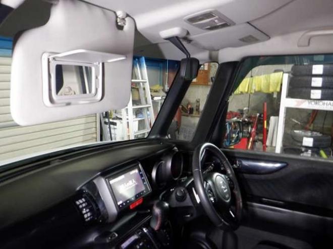 N-BOXカスタムG ターボAパッケージ 2トーンカラースタイル 4WD　ナビ・TV・B/T・Bカメラ・両側パワスラ・ 660