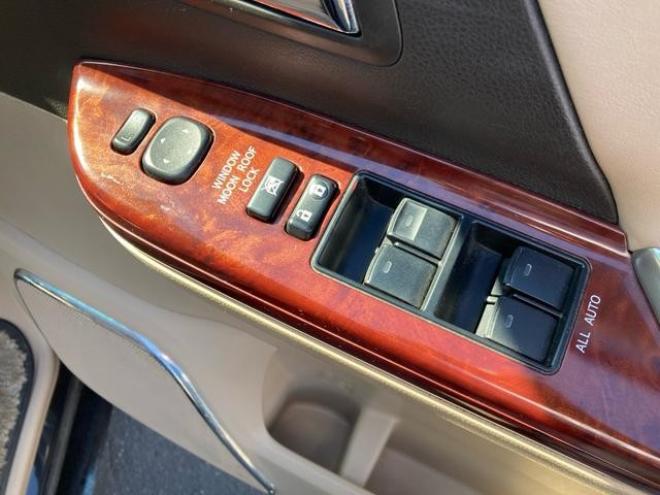 アルファード３５０Ｇ　Ｌパッケージ　４ＷＤ　ＥＴＣ　スマートキー　クルーズコントロール　両側電動スライドドア　ＡＣ１００Ｖ　サンルーフ　パワーシート　シートヒーター　ナビ　テレビ　バックカメラ　ＣＤ　ＤＶＤ　電動リアゲート　２年車検整備 4WD 3500 5Dr