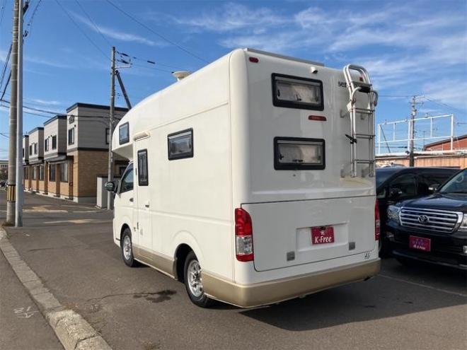 ハイエースワゴン ＧＬ　４ＷＤ　キャンピングカー　ＥＴＣ　バックカメラ　ナビ　ＴＶ　オートクルーズコントロール　オートライト　スマートキー　電動格納ミラー　ウォークスルー　ＡＴ　アルミホイール　ＣＤ　ＤＶＤ再生　ＵＳＢ 4WD 2700 4Dr