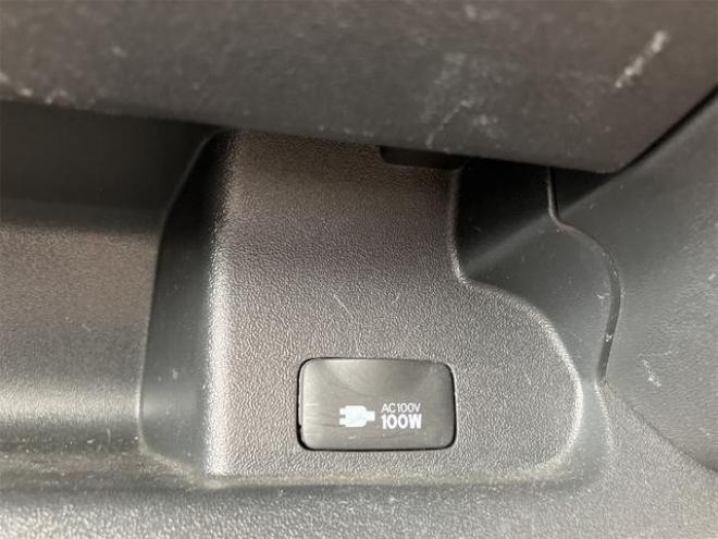 ハイエースワゴン ＧＬ　４ＷＤ　キャンピングカー　ＥＴＣ　バックカメラ　ナビ　ＴＶ　オートクルーズコントロール　オートライト　スマートキー　電動格納ミラー　ウォークスルー　ＡＴ　アルミホイール　ＣＤ　ＤＶＤ再生　ＵＳＢ 4WD 2700 4Dr
