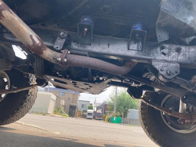 ジープ　ガソリン　２４００　　バケットシート　フルオープン　ロールバー　リフトアップ　社外アル　ミハンドル　マニュアル車 4WD 2400 2Dr