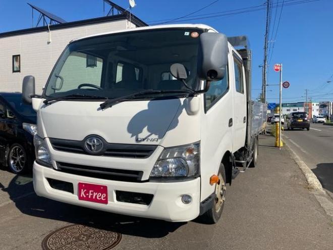 ダイナトラック 　マニュアル車　ラジオ　Ｗキャブ　ＭＴ　１年車検整備付き　保証付き 2WD 4000(D) 2Dr