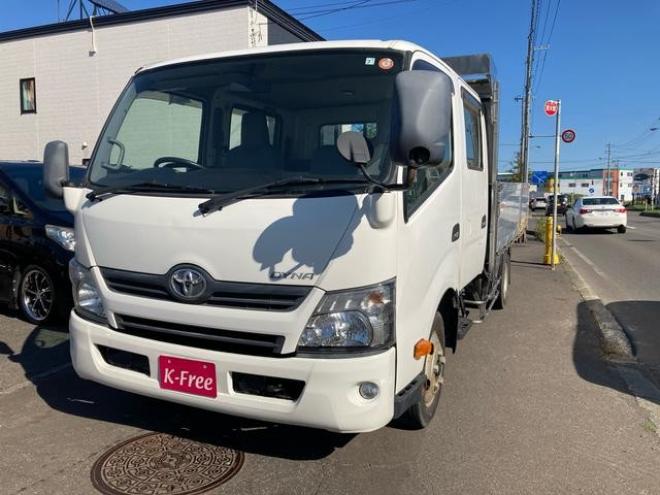 ダイナトラック 　マニュアル車　ラジオ　Ｗキャブ　ＭＴ　１年車検整備付き　保証付き 2WD 4000(D) 2Dr