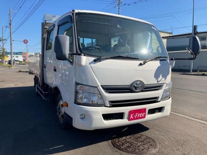 ダイナトラック 　マニュアル車　ラジオ　Ｗキャブ　ＭＴ　１年車検整備付き　保証付き 2WD 4000(D) 2Dr