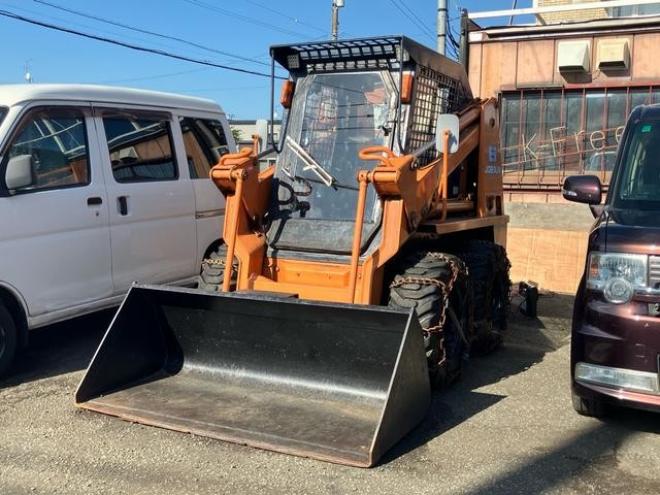 スキッドステアローダトヨタ　ジョブサン　バックカメラ付き　キャビン付き　タイヤチェーンあり　ヒーター　フロントワイパー　アワーメーター５４３８時間 2WD 1500(D) -Dr
