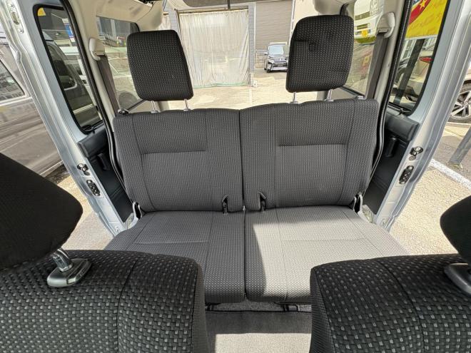 ハイゼットHIJET CARGO 4WD CRUSE TURBO sa3  寒冷地仕様　リアヒーター　本州仕入　TURBO スマアシ３　　ＶＳＣ　フルセグナビカメラ　バックカメラ　アイドリングSTOP フォグランプ　LEDヘット　ドラレコ　同色塗装　etc 4WD 660 5Dr