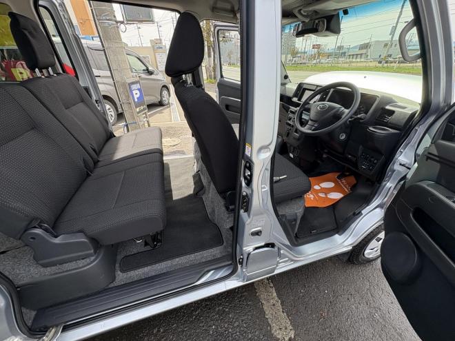 ハイゼットHIJET CARGO 4WD CRUSE TURBO sa3  寒冷地仕様　リアヒーター　本州仕入　TURBO スマアシ３　　ＶＳＣ　フルセグナビカメラ　バックカメラ　アイドリングSTOP フォグランプ　LEDヘット　ドラレコ　同色塗装　etc 4WD 660 5Dr