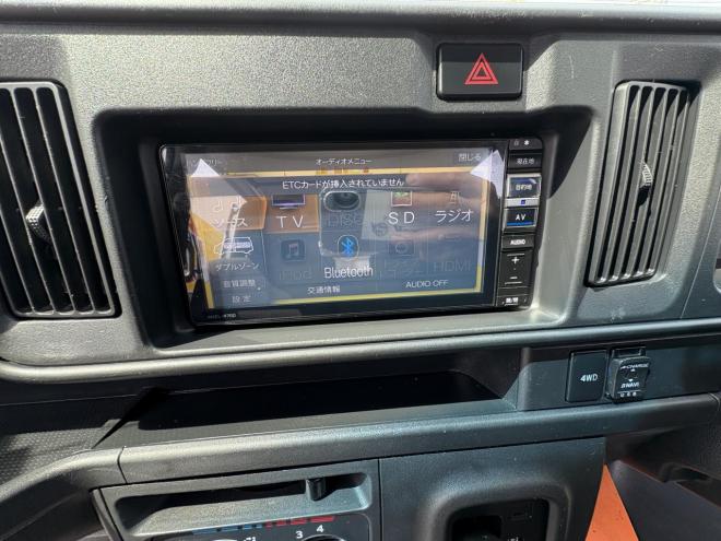 ハイゼットHIJET CARGO 4WD CRUSE TURBO sa3  寒冷地仕様　リアヒーター　本州仕入　TURBO スマアシ３　　ＶＳＣ　フルセグナビカメラ　バックカメラ　アイドリングSTOP フォグランプ　LEDヘット　ドラレコ　同色塗装　etc 4WD 660 5Dr
