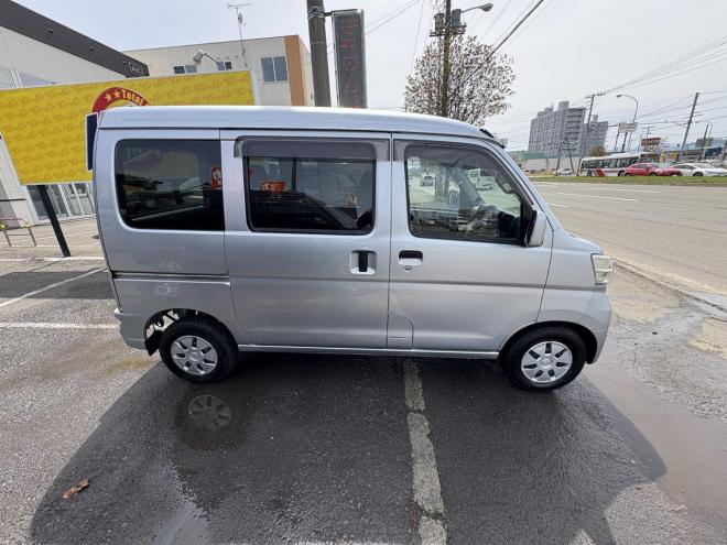 ハイゼットHIJET CARGO 4WD CRUSE TURBO sa3  寒冷地仕様　リアヒーター　本州仕入　TURBO スマアシ３　　ＶＳＣ　フルセグナビカメラ　バックカメラ　アイドリングSTOP フォグランプ　LEDヘット　ドラレコ　同色塗装　etc 4WD 660 5Dr