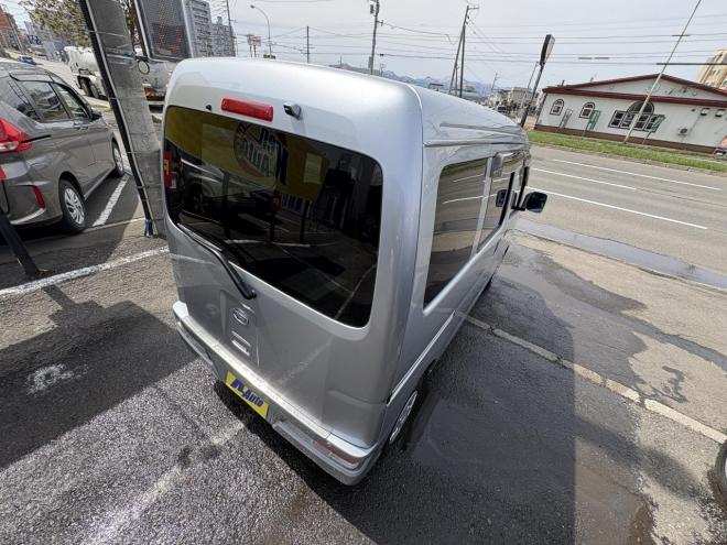 ハイゼットHIJET CARGO 4WD CRUSE TURBO sa3  寒冷地仕様　リアヒーター　本州仕入　TURBO スマアシ３　　ＶＳＣ　フルセグナビカメラ　バックカメラ　アイドリングSTOP フォグランプ　LEDヘット　ドラレコ　同色塗装　etc 4WD 660 5Dr