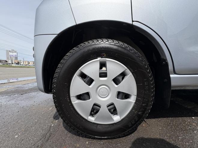 ハイゼットHIJET CARGO 4WD CRUSE TURBO sa3  寒冷地仕様　リアヒーター　本州仕入　TURBO スマアシ３　　ＶＳＣ　フルセグナビカメラ　バックカメラ　アイドリングSTOP フォグランプ　LEDヘット　ドラレコ　同色塗装　etc 4WD 660 5Dr