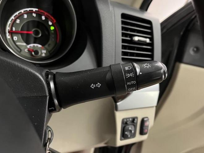 パジェロロングスーパーエクシード　本州仕入　寒冷地仕様　ダブルバッテリー　禁煙車　ディーゼルターボ　新品ＷＥＤＳキーラー１７ＡＷ＋新品ＴＯＹＯホワイトレタータイヤ　純正１７ＡＷ＋スタッドレスタイヤ付　新品ＪＡＯＳブラックマッドガード　純正ナビ（フルセグ地デジ　ＤＶＤ再生　Ｂｌｕｅｔｏｏｔｈ）＋バックカメラ　ロックフォードサウンド　純正レザーシート　クルーズコントロール　両席シートヒーター　エンジンスターター　リアヒーター　横滑り防止装置　盗難防止装置　１００Ｖ電源　ＨＩＤ　ＥＴＣ 4WD 3200 5Dr