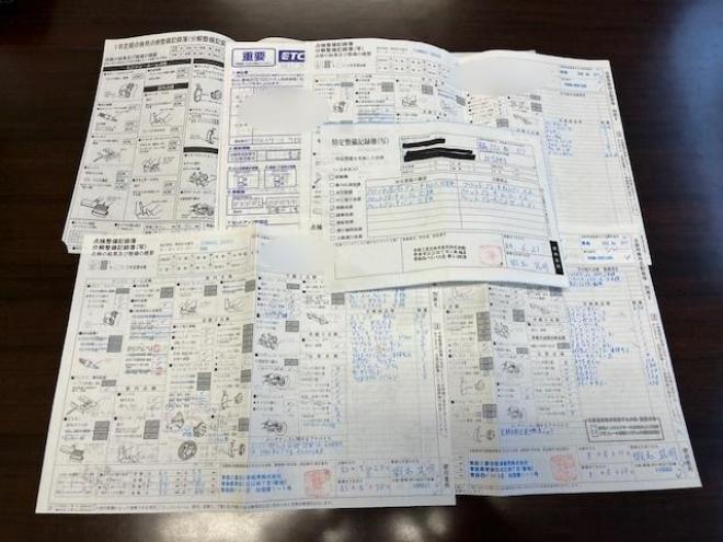 パジェロロングスーパーエクシード　本州仕入　寒冷地仕様　ダブルバッテリー　禁煙車　ディーゼルターボ　新品ＷＥＤＳキーラー１７ＡＷ＋新品ＴＯＹＯホワイトレタータイヤ　純正１７ＡＷ＋スタッドレスタイヤ付　新品ＪＡＯＳブラックマッドガード　純正ナビ（フルセグ地デジ　ＤＶＤ再生　Ｂｌｕｅｔｏｏｔｈ）＋バックカメラ　ロックフォードサウンド　純正レザーシート　クルーズコントロール　両席シートヒーター　エンジンスターター　リアヒーター　横滑り防止装置　盗難防止装置　１００Ｖ電源　ＨＩＤ　ＥＴＣ 4WD 3200 5Dr