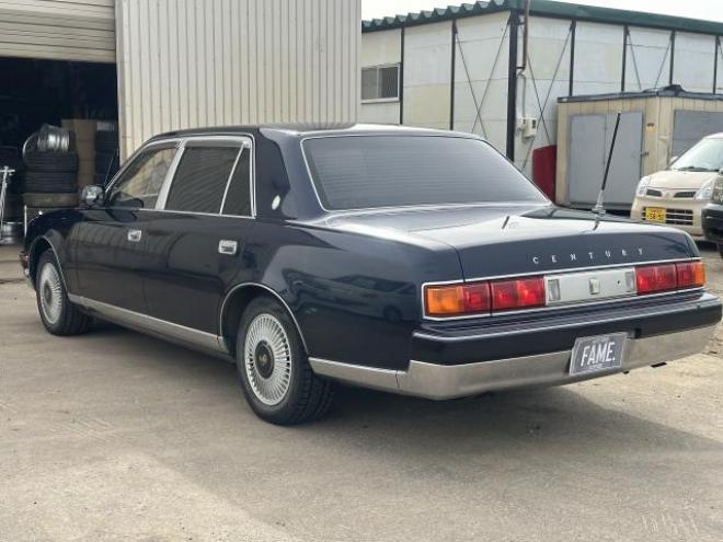センチュリー5.0 5名 5000 4Dr