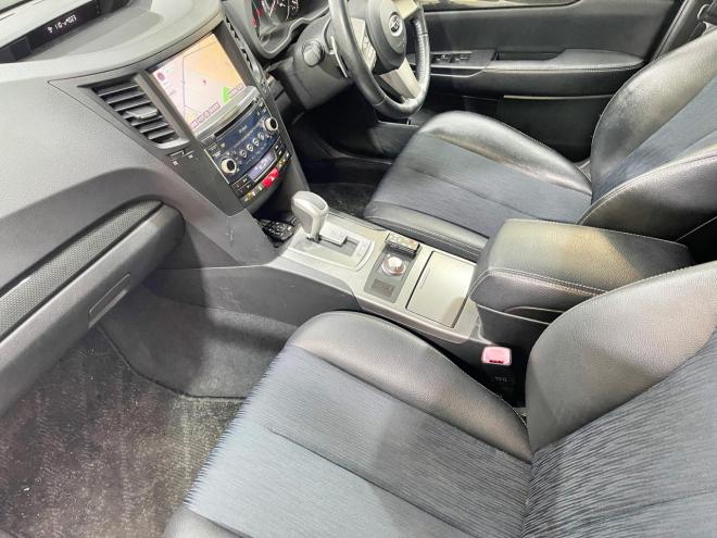 レガシィB4 2.5GT Sパッケージ 4WD 5年保証 サンルーフ スマキー ナビ ETC 寒冷地仕様 禁煙