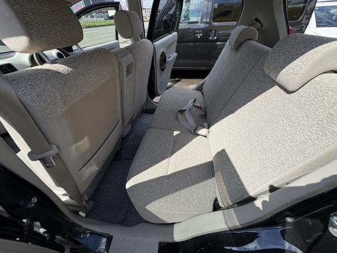 パッソPASSO 4WD X ユルリ走行少ない1000㏄パッソ入庫　スマートキー　寒冷地仕様　地デジナビ　バイザーエンジンスターター　記録簿1枚あり　スタットレス付 4WD 1000 ５Dr