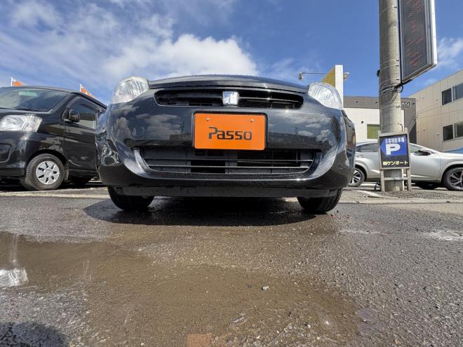 パッソPASSO 4WD X ユルリ走行少ない1000㏄パッソ入庫　スマートキー　寒冷地仕様　地デジナビ　バイザーエンジンスターター　記録簿1枚あり　スタットレス付 4WD 1000 ５Dr