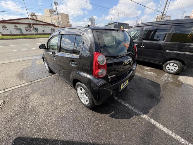 パッソPASSO 4WD X ユルリ走行少ない1000㏄パッソ入庫　スマートキー　寒冷地仕様　地デジナビ　バイザーエンジンスターター　記録簿1枚あり　スタットレス付 4WD 1000 ５Dr