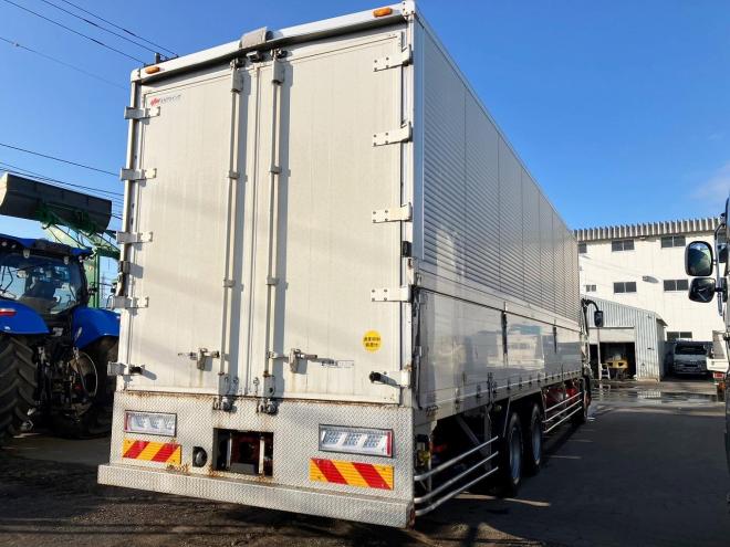 スーパーグレート中古　3軸低床大型ウィング　2デフ　大型トラック