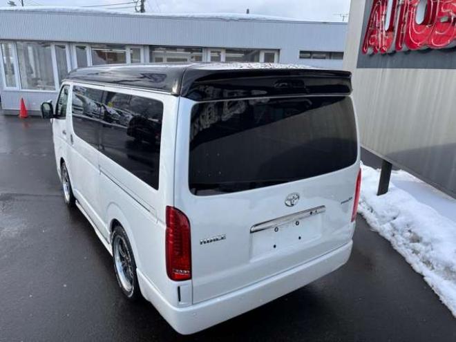 ハイエースバン2.7 スーパーGL ダークプライムII ワイド ミドルルーフ ロングボディ 4WD　新車6型　3ナンバー　8人乗り　寒冷地仕様 新車 2700