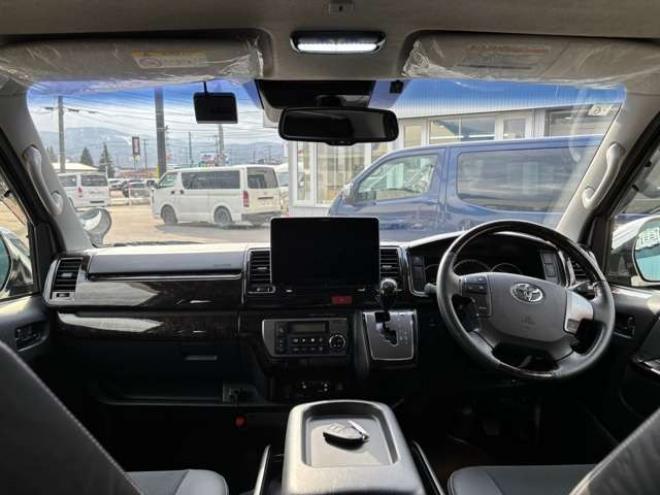 ハイエースバン2.8 スーパーGL ダークプライム ロングボディ ディーゼルターボ 4WD　 2800