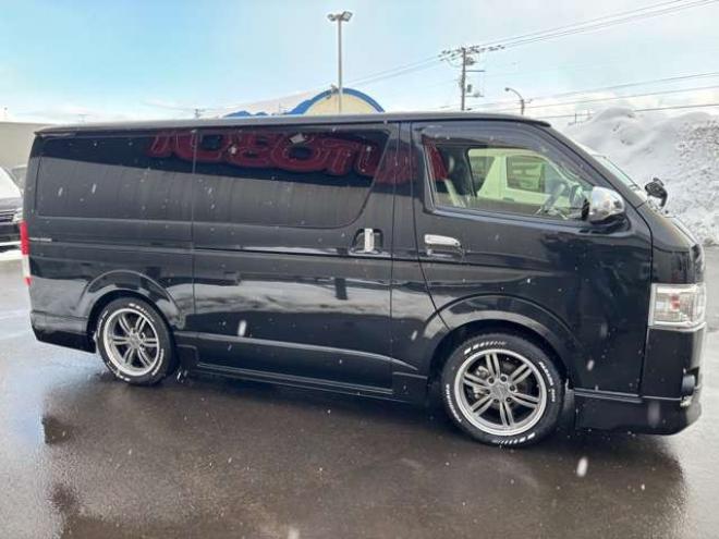 ハイエースバン2.8ダークプライム マルチロールトランスポータータイプIIロング ディーゼルターボ4WD　 2800