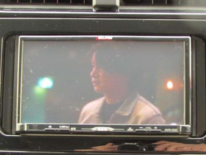 プリウス1.8 S E-Four 4WD　フルセグテレビ　エンジンスターター 1800