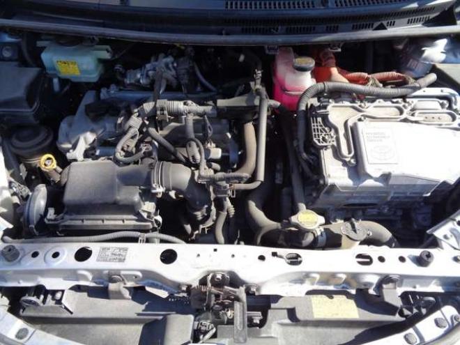 アクア1.5 G　純正ナビ　ワンセグ　シートヒーター 2WD 1500